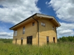 Leben am Land; gemütlicher, hochwertiger Holzbau/Erstbezug mit 9000 m² Grund - Bild