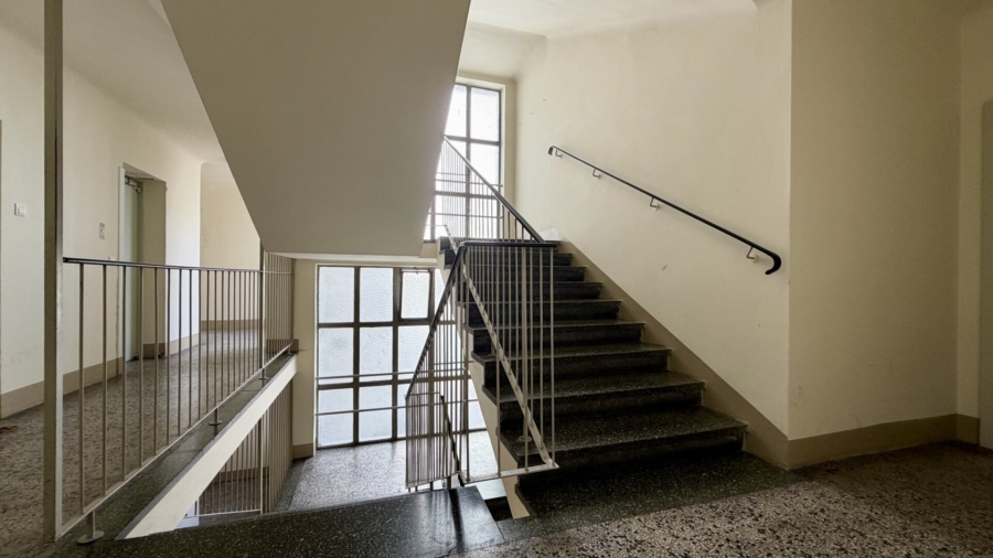 Urbanes 3-Zimmer-Wohnen beim Naschmarkt – erstbezugsähnlicher Zustand in gepflegtem Haus - Stiegenhaus (678286)