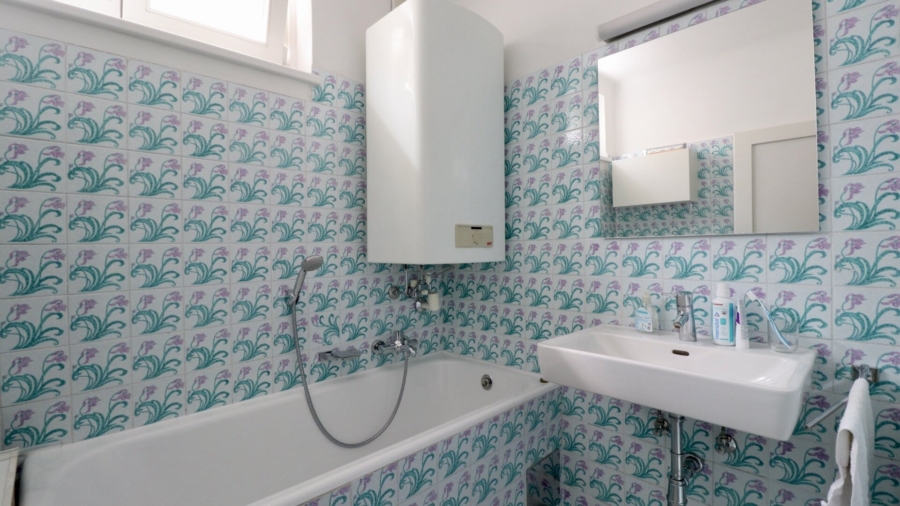 Urbanes 3-Zimmer-Wohnen beim Naschmarkt – erstbezugsähnlicher Zustand in gepflegtem Haus - Badezimmer (678284)