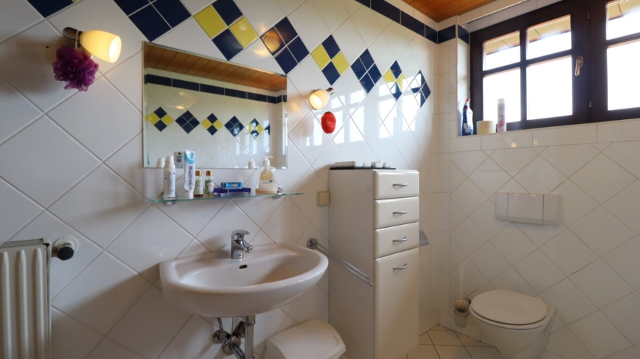 Großzügiges Landhaus in ruhiger, sonniger Aussichtslage - Bild (626281)