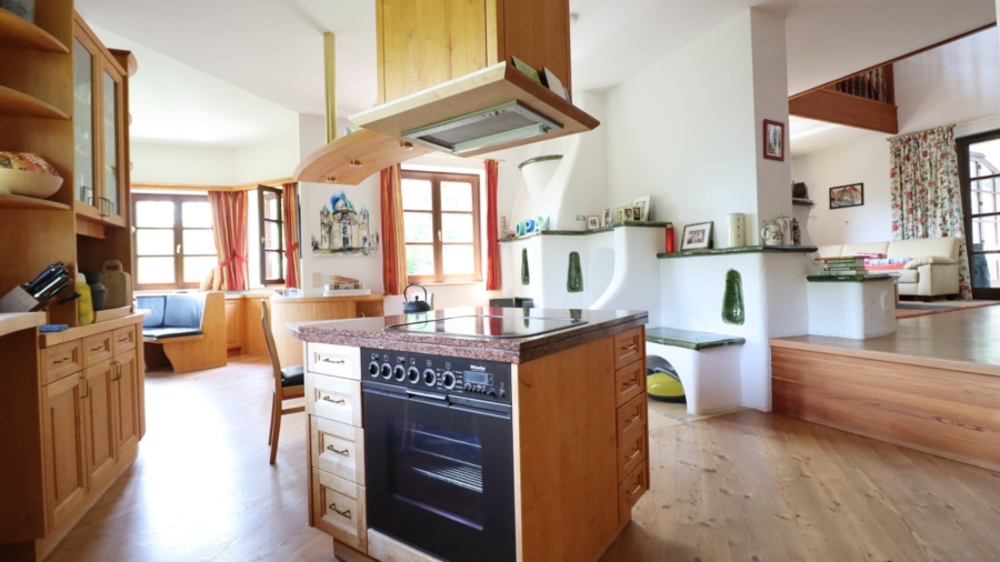 Großzügiges Landhaus in ruhiger, sonniger Aussichtslage - Bild (626280)