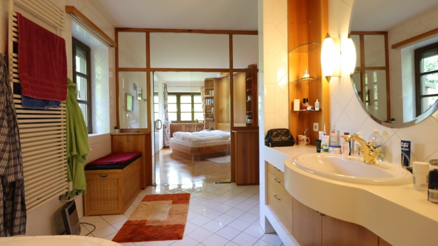 Großzügiges Landhaus in ruhiger, sonniger Aussichtslage - Bild (626286)