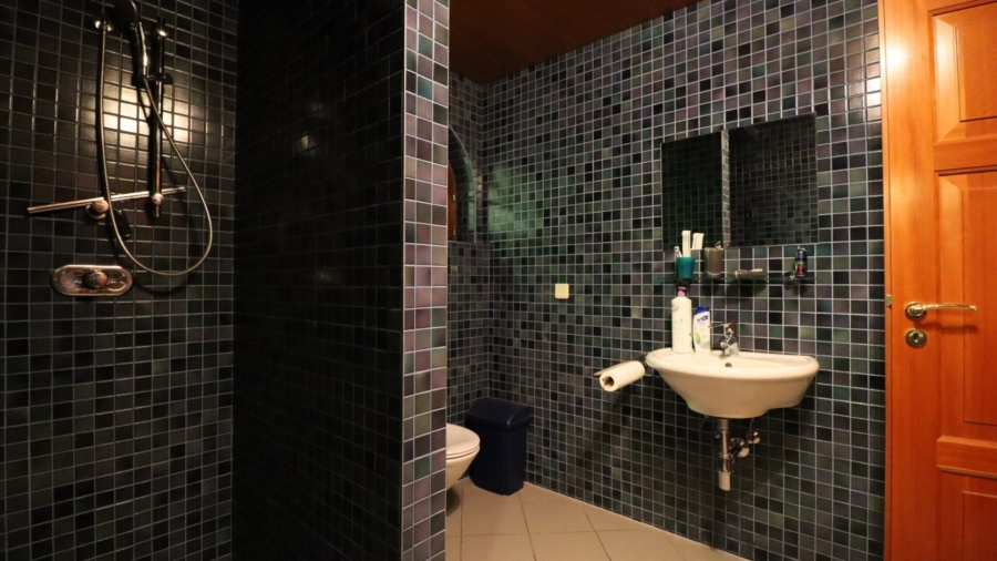 Großzügiges Landhaus in ruhiger, sonniger Aussichtslage - Bild (626299)