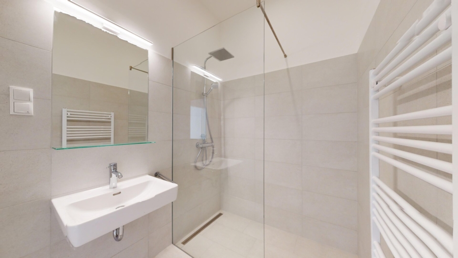 2-Zimmer-Altbauwohnung – Erstbezug nach hochwertiger Sanierung! - Musterwohnung (674166)