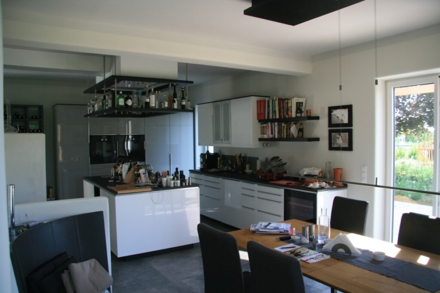 Großer Dreikant-Hof mit vielfältiger Nutzungsmöglichkeit; Wohngemeinschaft, Großfamilie, Seminare, landwirtschaftliche Aktivitäten - Bild (626204)