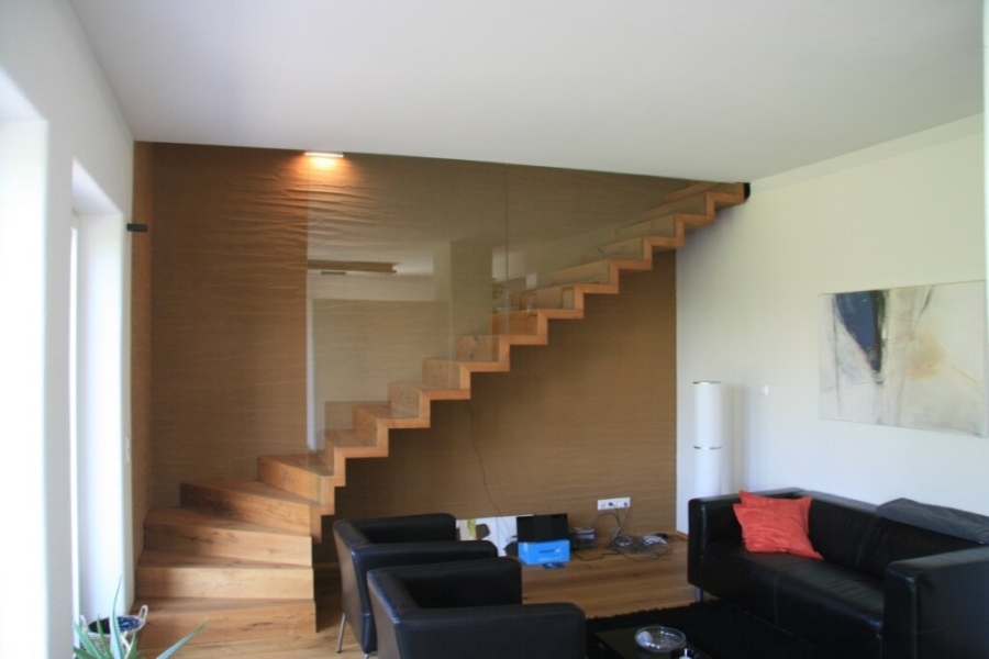 Großer Dreikant-Hof mit vielfältiger Nutzungsmöglichkeit; Wohngemeinschaft, Großfamilie, Seminare, landwirtschaftliche Aktivitäten - Bild (626203)