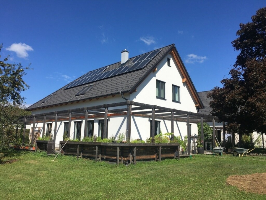 Großer Dreikant-Hof mit vielfältiger Nutzungsmöglichkeit; Wohngemeinschaft, Großfamilie, Seminare, landwirtschaftliche Aktivitäten - Bild (626192)