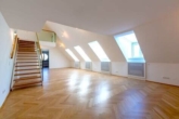 Luxuriöses Wohnen in Bestlage Döblings: Exklusive Dachgeschoss-Maisonette mit Weitblick - Bild