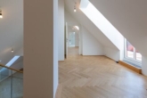 Luxuriöses Wohnen in Bestlage Döblings: Exklusive Dachgeschoss-Maisonette mit Weitblick - Bild