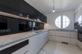 Luxuriöses Wohnen in Bestlage Döblings: Exklusive Dachgeschoss-Maisonette mit Weitblick - Bild