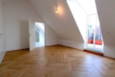 Luxuriöses Wohnen in Bestlage Döblings: Exklusive Dachgeschoss-Maisonette mit Weitblick - Bild