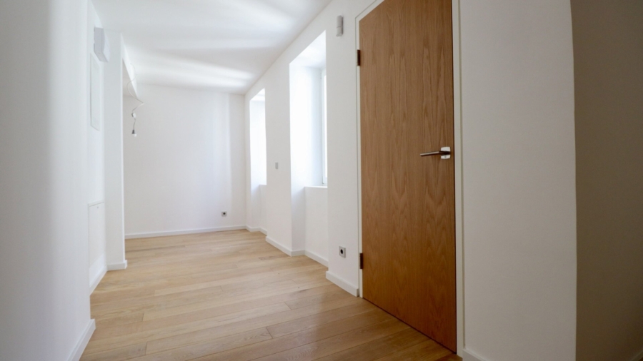 Hochwertig ausgestattete Dachgeschosswohnung auf zwei Ebenen nahe Taubstummengasse - Entrée (677109)