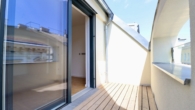 Terrasse - Untere Wohnebene - Hochwertig ausgestattete Dachgeschosswohnung auf zwei Ebenen nahe Taubstummengasse