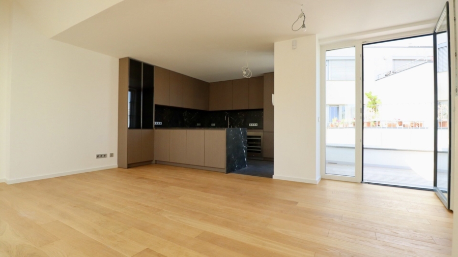 Hochwertig ausgestattete Dachgeschosswohnung auf zwei Ebenen nahe Taubstummengasse - Wohnküche - Obere Wohnebene (677091)