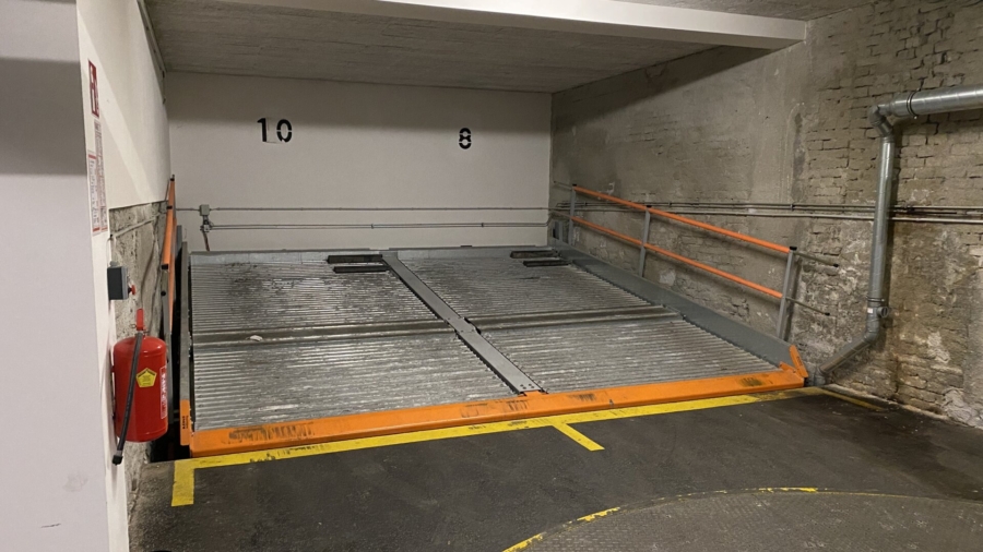 Großzügige Penthouse-Maisonette mit Dachterrasse - Garage/ Stapelparker (626340)