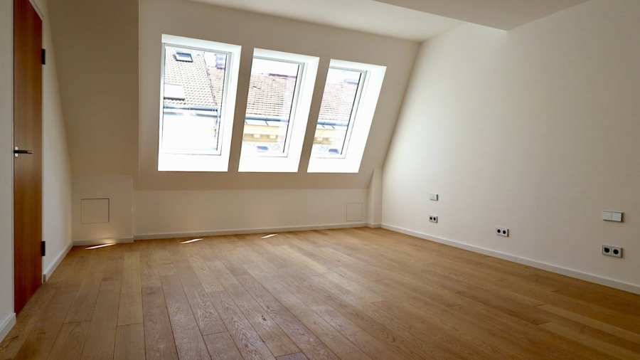 Repräsentatives Wohnen auf zwei Ebenen mit zwei Terrassen in 1040 Wien - Bild (677128)
