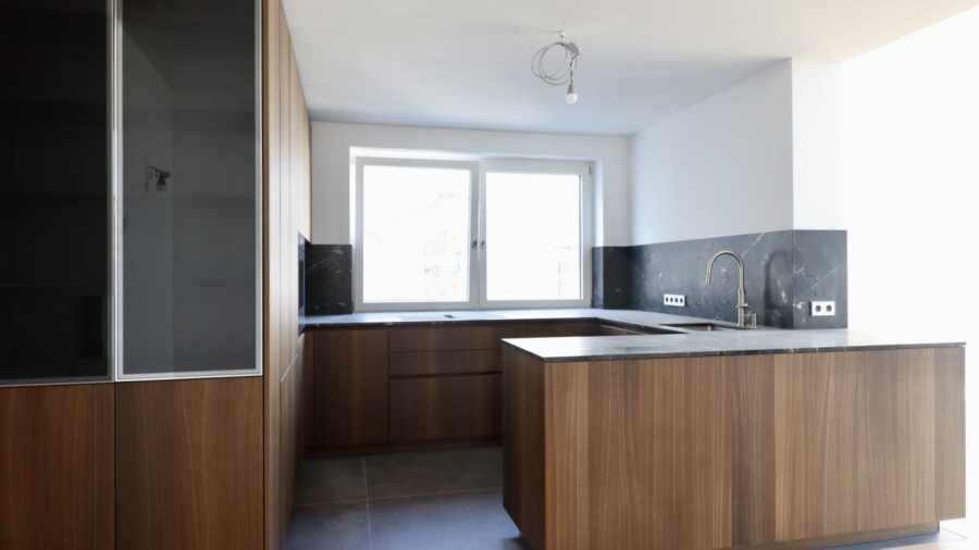 Repräsentatives Wohnen auf zwei Ebenen mit zwei Terrassen in 1040 Wien - Bild (677134)