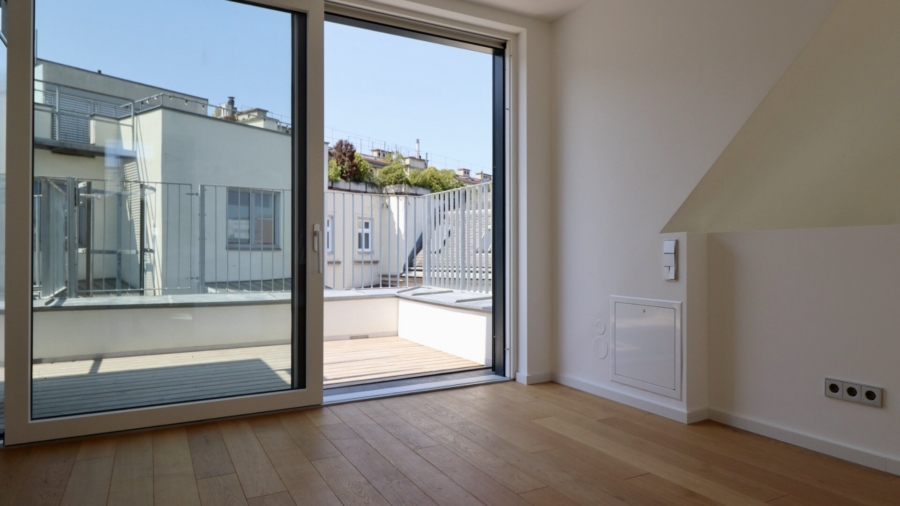 Repräsentatives Wohnen auf zwei Ebenen mit zwei Terrassen in 1040 Wien - Bild (677138)