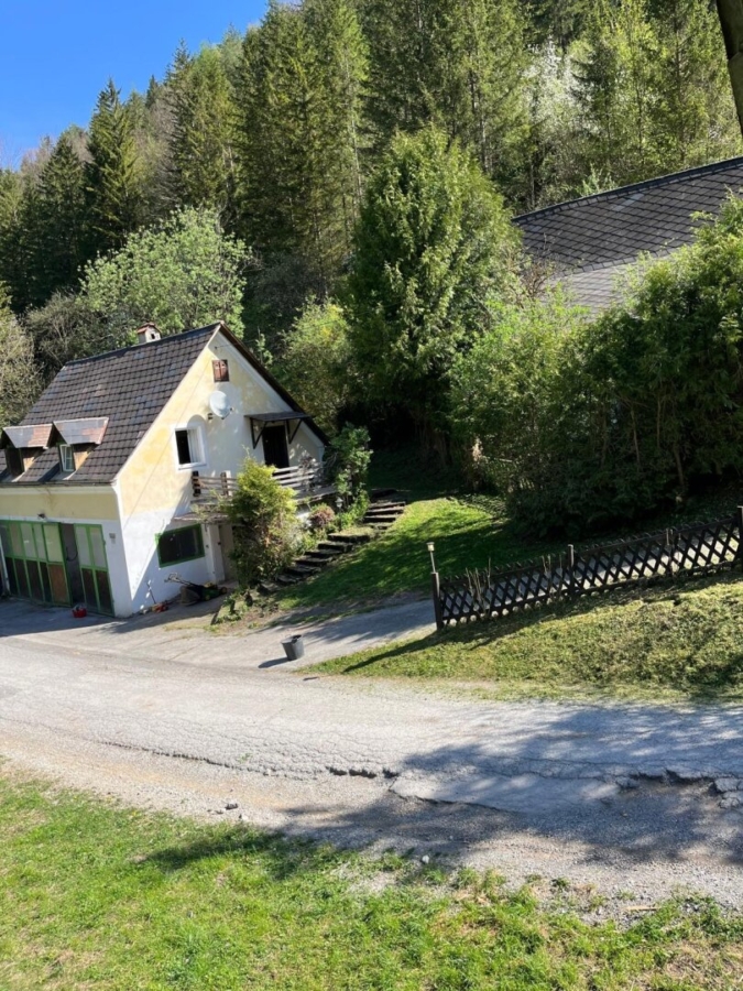 Bauernhaus mit 2,5 ha Grund in Großstübing - Bild (618419)