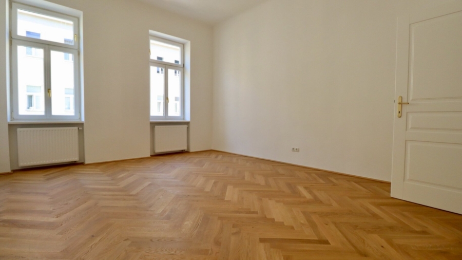 Perfekter Altbau für Singles & Paare – Top sanierter Erstbezug - Wohnküche (676888)