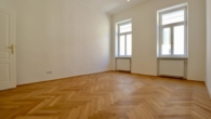 Schlafzimmer - Perfekter Altbau für Singles & Paare – Top sanierter Erstbezug
