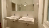 Badezimmer - Perfekter Altbau für Singles & Paare – Top sanierter Erstbezug