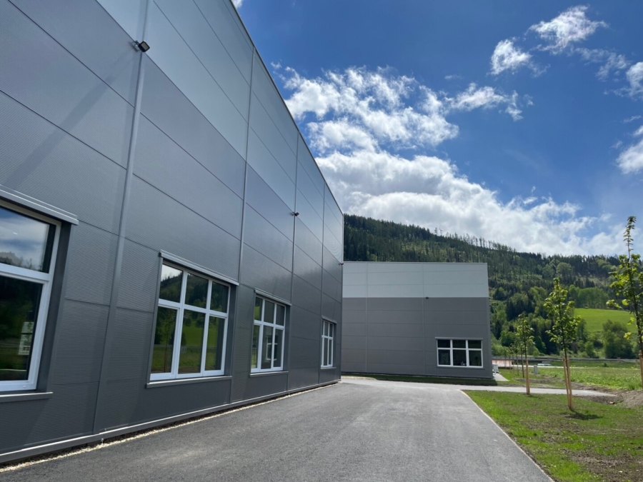 Lagerflächen - ca. 4200m² - in neuen Industriehallen direkt bei der Abfahrt Leoben West - Bild (623466)