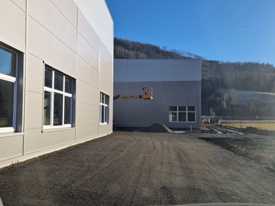 Lagerflächen - ca. 4200m² - in neuen Industriehallen direkt bei der Abfahrt Leoben West - Bild (623478)