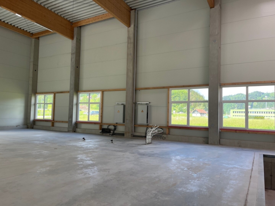 Lagerflächen - ca. 4200m² - in neuen Industriehallen direkt bei der Abfahrt Leoben West - Bild (623471)