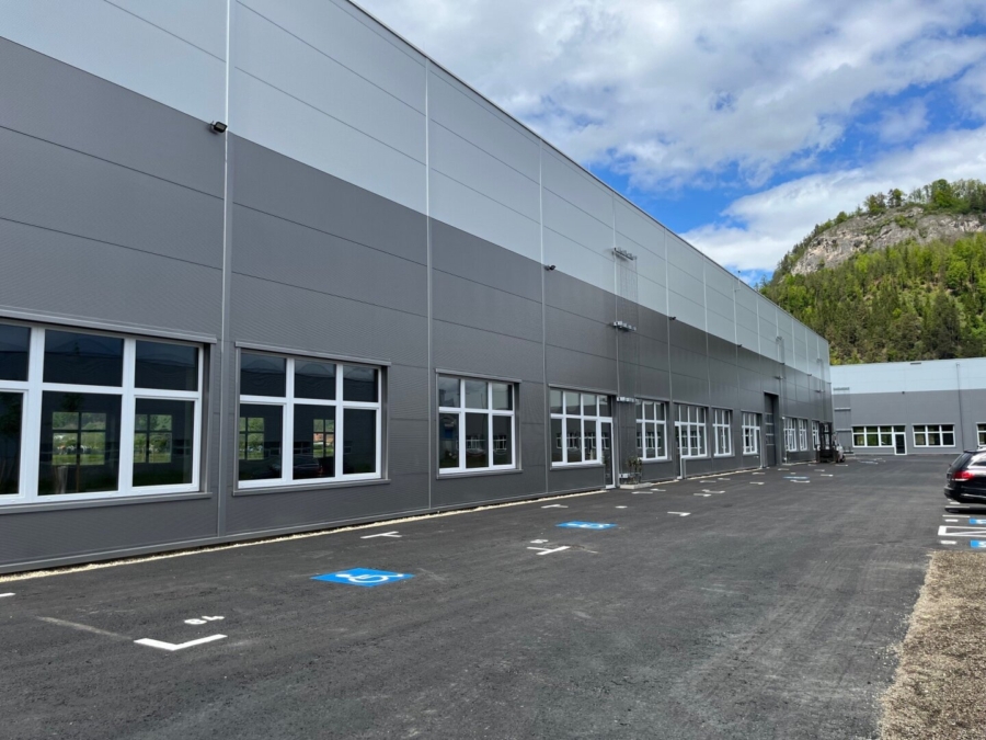 Lagerflächen - ca. 4200m² - in neuen Industriehallen direkt bei der Abfahrt Leoben West - Bild (623476)