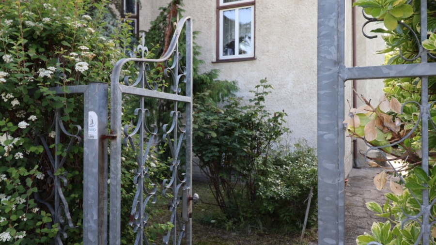 Jahrhundertwendevilla & Baureserve für 2.Haus, sonniger, ruhiger Westgarten - Bild (626448)