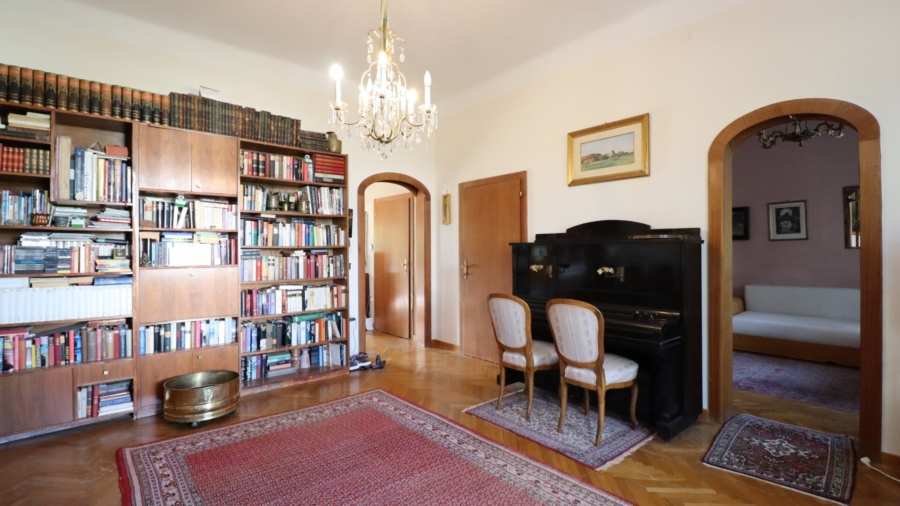 Jahrhundertwendevilla & Baureserve für 2.Haus, sonniger, ruhiger Westgarten - Bild (626437)