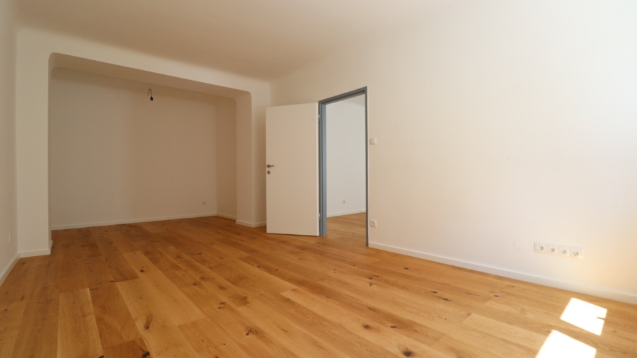 Erstbezug nach Generalsanierung | Helle 3-Zimmer-Wohnung im Nibelungenviertel - Bild (674823)