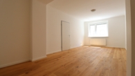 Bild - Erstbezug nach Generalsanierung | Helle 3-Zimmer-Wohnung im Nibelungenviertel