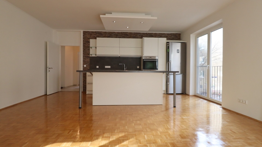 Attraktive 3-Zimmer-Wohnung im Nibelungenviertel – 96,7 m² mit Potenzial - Bild (671374)