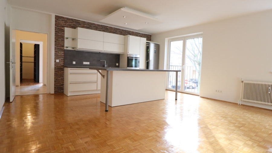 Attraktive 3-Zimmer-Wohnung im Nibelungenviertel – 96,7 m² mit Potenzial - Titelbild (671372)