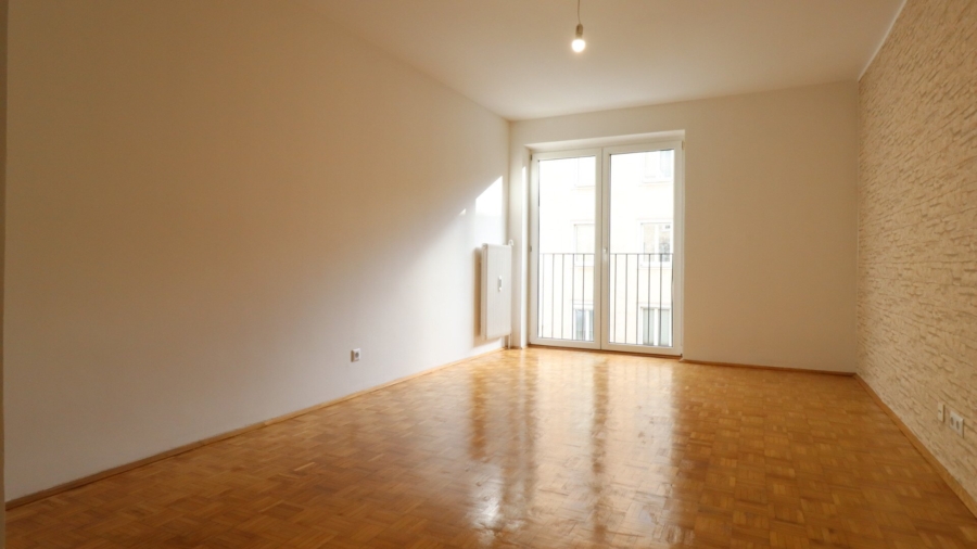 Attraktive 3-Zimmer-Wohnung im Nibelungenviertel – 96,7 m² mit Potenzial - Bild (671375)