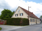 Bild - Solides Anlageobjekt – Wohnhaus mit vier Wohneinheiten und Ausbaupotential